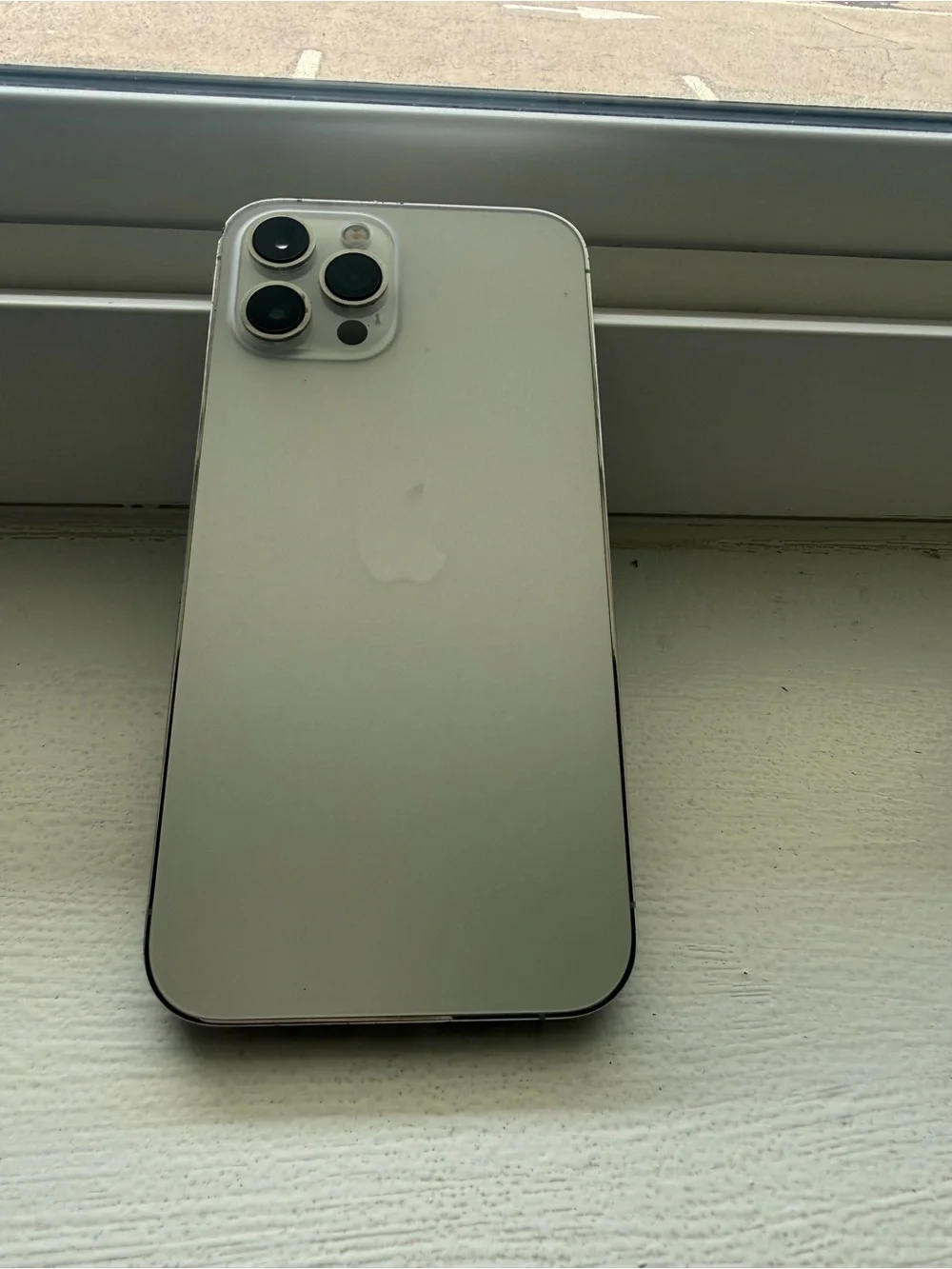 Apple iPhone - Silver / White Dual Devices with Triple-Lens Cameras